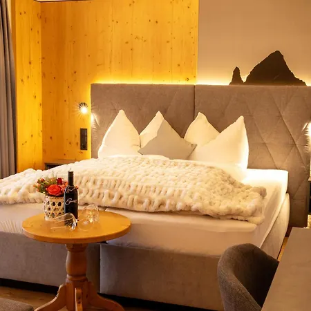 Konukevi Eggerstueberl 3*