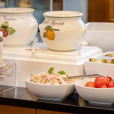 Eggerstueberl Konukevi 3*