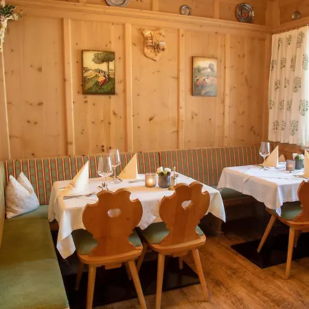 Konukevi Eggerstueberl Ischgl