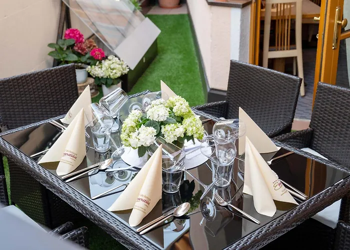 Πανσιόν Eggerstueberl 3*