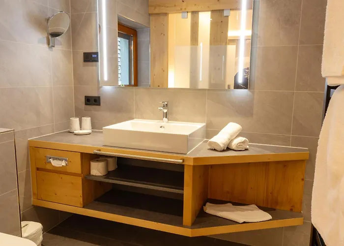 Eggerstueberl 3* Ισγκλ